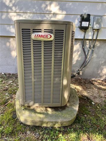 205 Matt Place, Greensboro, NC 27405