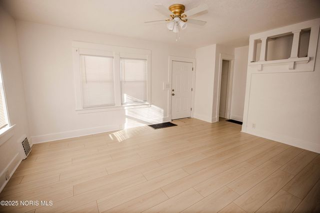 2032 Elliott Avenue, Toledo, OH 43606