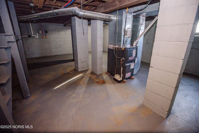 2032 Elliott Avenue, Toledo, OH 43606