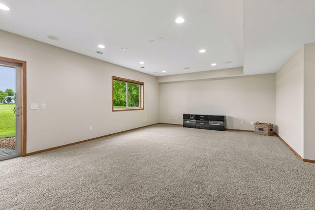 18274 Imagery Lane, Lakeville, MN 55044