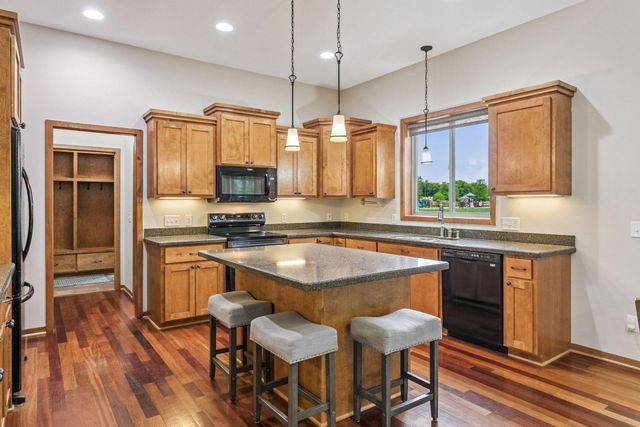 18274 Imagery Lane, Lakeville, MN 55044