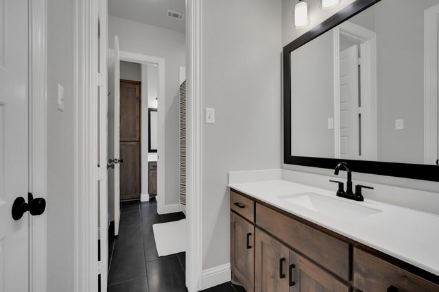 4621 Bonanza Drive, Midlothian, TX 76065