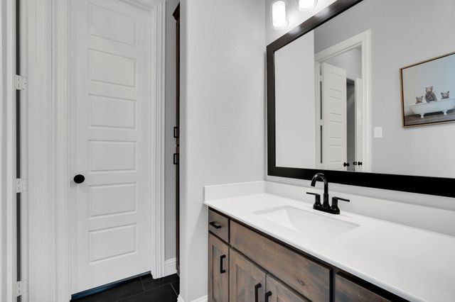 4621 Bonanza Drive, Midlothian, TX 76065