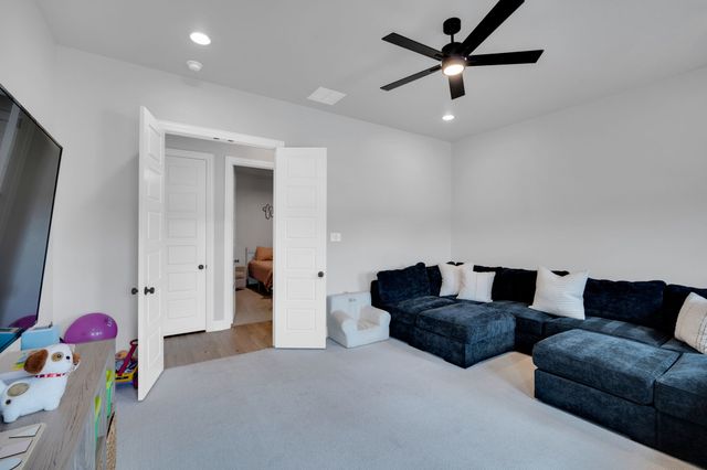 4621 Bonanza Drive, Midlothian, TX 76065