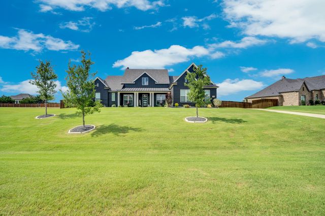 4621 Bonanza Drive, Midlothian, TX 76065