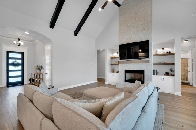 4621 Bonanza Drive, Midlothian, TX 76065