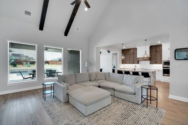 4621 Bonanza Drive, Midlothian, TX 76065