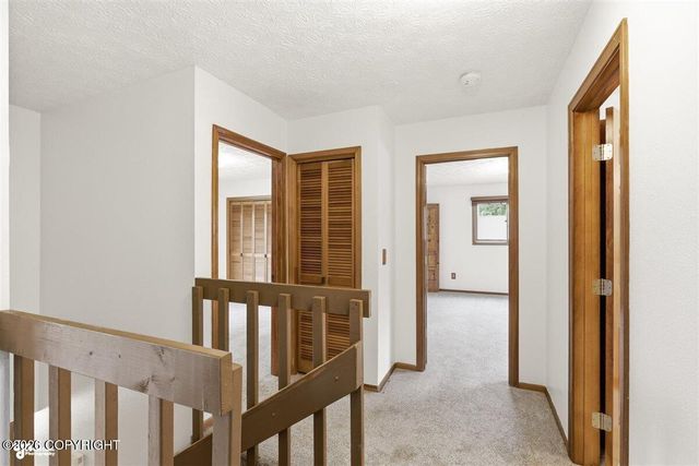 17502 laoana Court, Eagle River, AK 99577