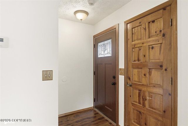 17502 laoana Court, Eagle River, AK 99577