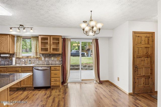 17502 laoana Court, Eagle River, AK 99577