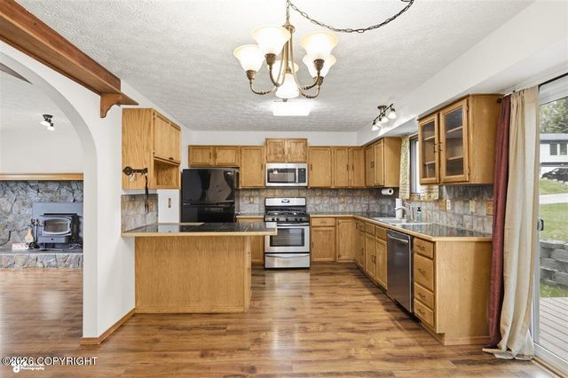 17502 laoana Court, Eagle River, AK 99577