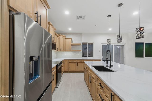 3406 W Milton Road, Tucson, AZ 85746