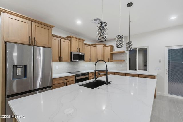 3406 W Milton Road, Tucson, AZ 85746