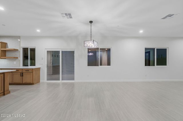 3406 W Milton Road, Tucson, AZ 85746
