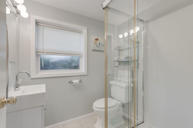 47 Hackberry Lane, Glenview, IL 60025