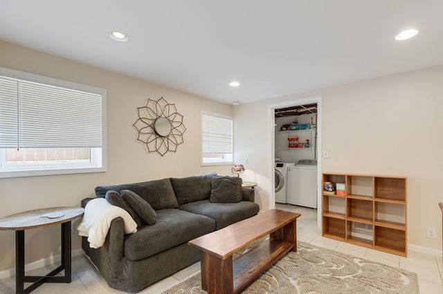 47 Hackberry Lane, Glenview, IL 60025