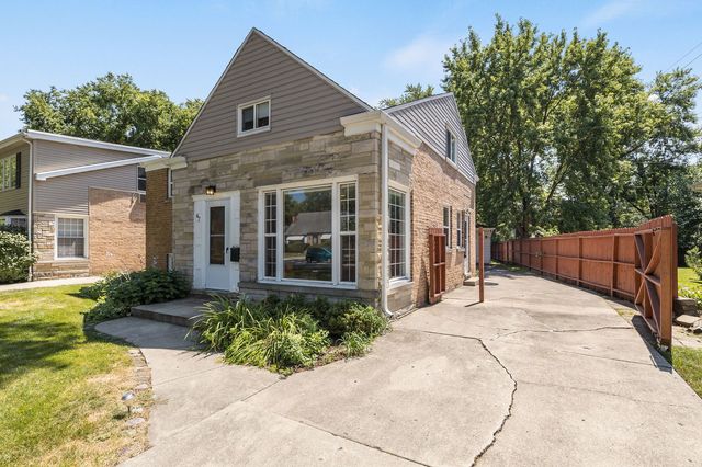 47 Hackberry Lane, Glenview, IL 60025