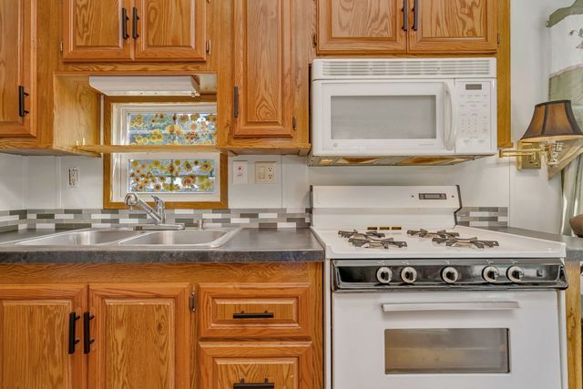 131 Dogwood Lane, Wilmington, IL 60481