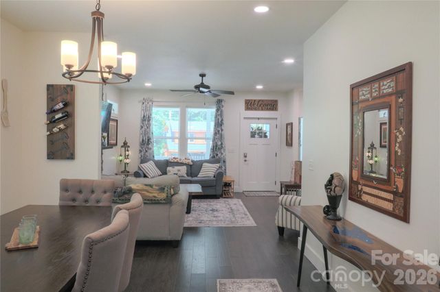 611 Twinbrook Lane, Maggie Valley, NC 28751
