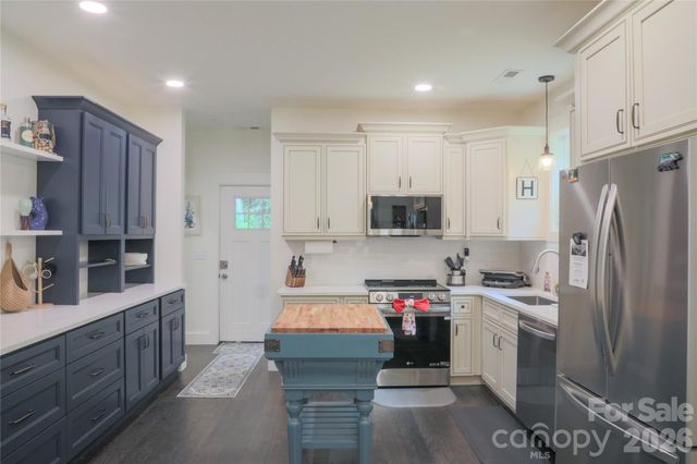611 Twinbrook Lane, Maggie Valley, NC 28751