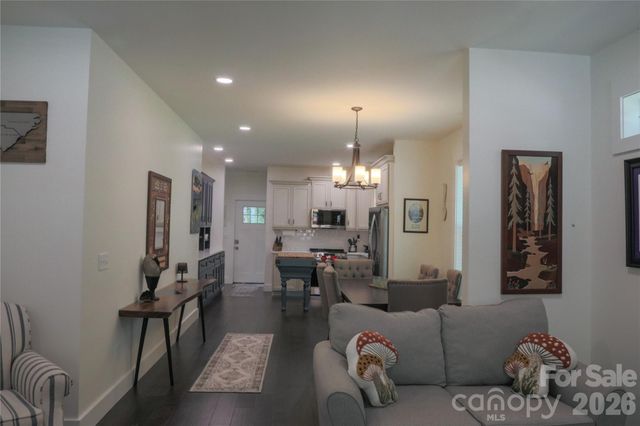 611 Twinbrook Lane, Maggie Valley, NC 28751