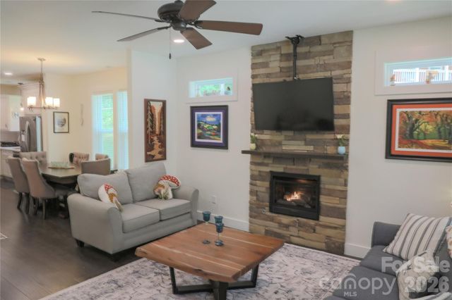 611 Twinbrook Lane, Maggie Valley, NC 28751
