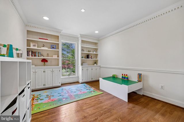 13580 STONEBARN LN, North Potomac, MD 20878