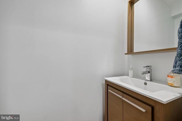 13580 STONEBARN LN, North Potomac, MD 20878