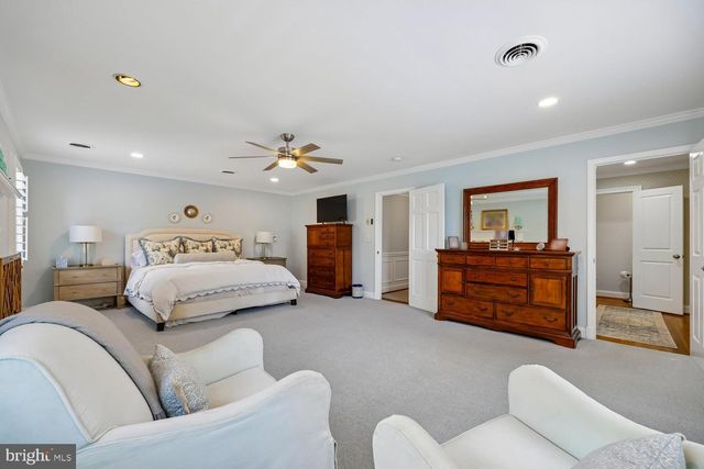 13580 STONEBARN LN, North Potomac, MD 20878