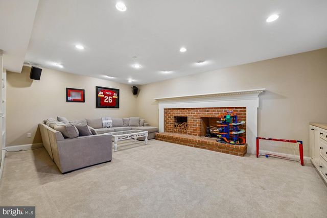 13580 STONEBARN LN, North Potomac, MD 20878