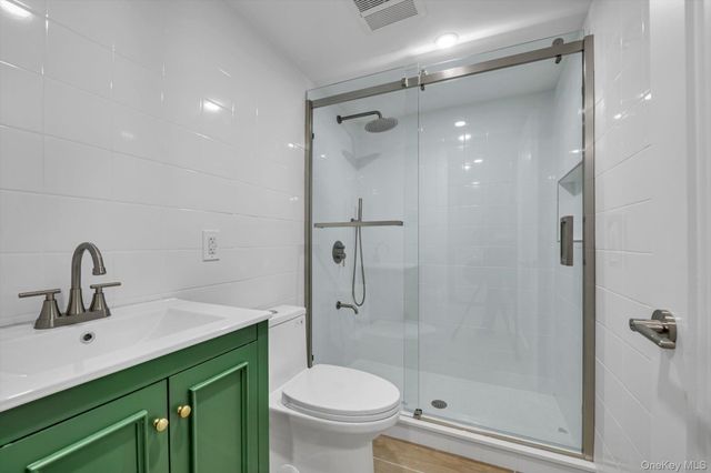 257 E 28th Street, Brooklyn, NY 11226