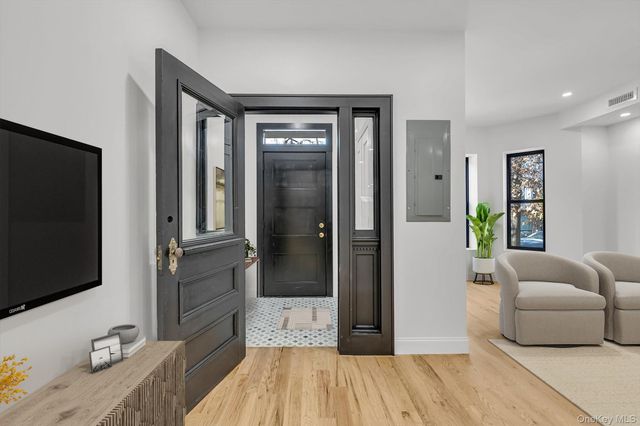 257 E 28th Street, Brooklyn, NY 11226