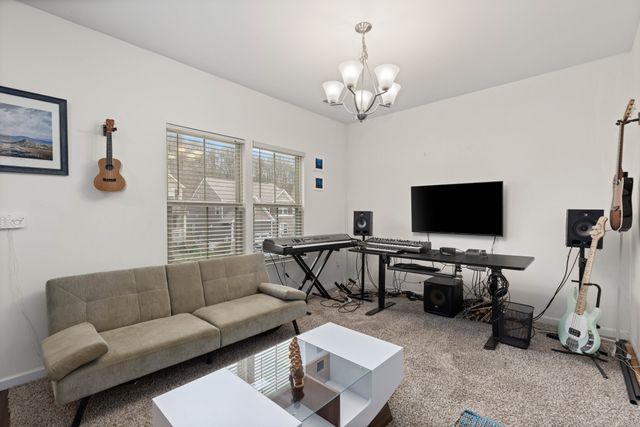 948 Fairdale Ct, Nashville, TN 37221