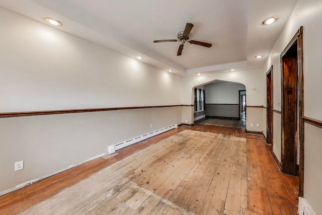 10548 S Avenue J, Chicago, IL 60617