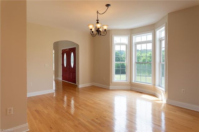 1221 Lingle Farm Road, Lexington, NC 27295