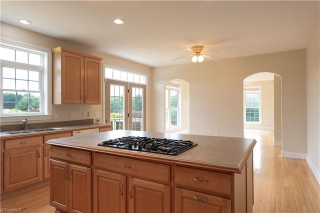 1221 Lingle Farm Road, Lexington, NC 27295
