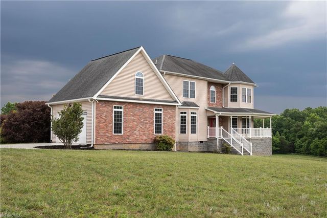 1221 Lingle Farm Road, Lexington, NC 27295