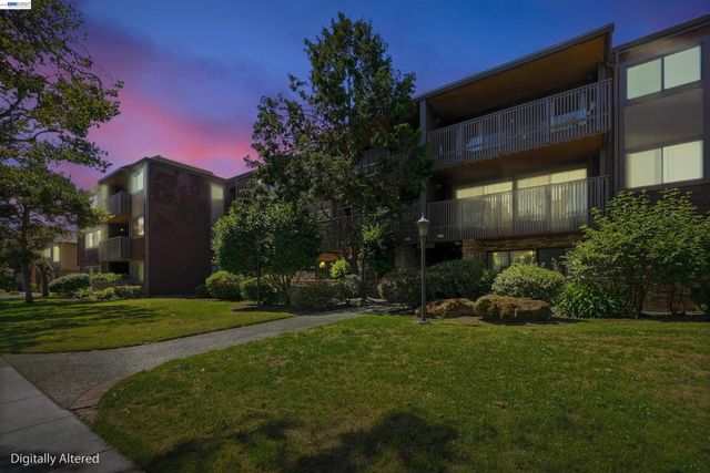1810 Central Avenue 310, Alameda, CA 94501