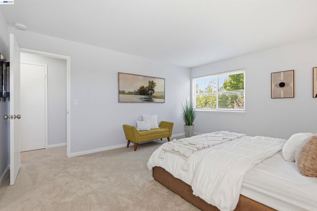 1810 Central Avenue 310, Alameda, CA 94501