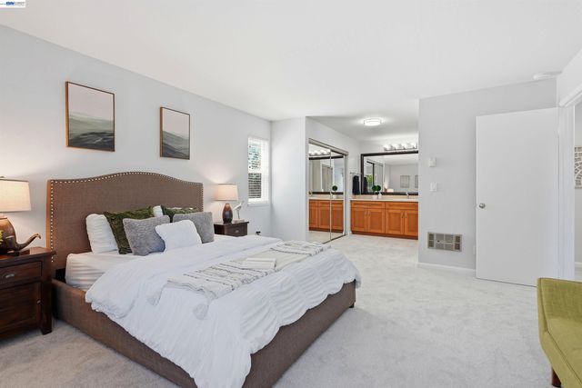 1810 Central Avenue 310, Alameda, CA 94501