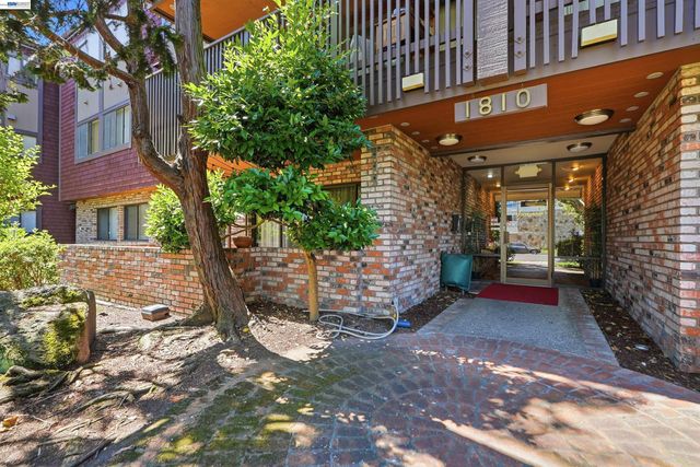 1810 Central Avenue 310, Alameda, CA 94501