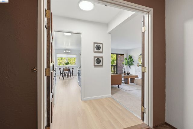 1810 Central Avenue 310, Alameda, CA 94501