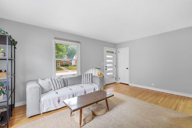 4716 Washburn Avenue N, Minneapolis, MN 55430