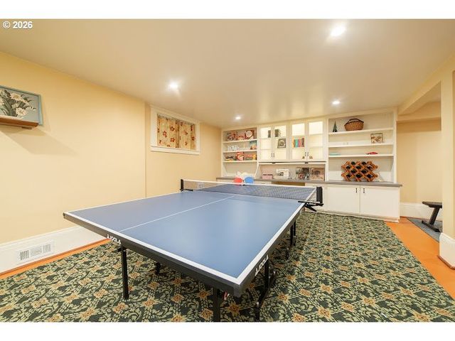 1621 Ne KNOTT St, Portland, OR 97212