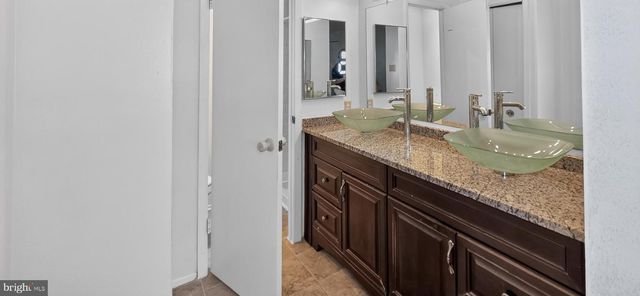 9814 RAINLEAF CT, Columbia, MD 21046