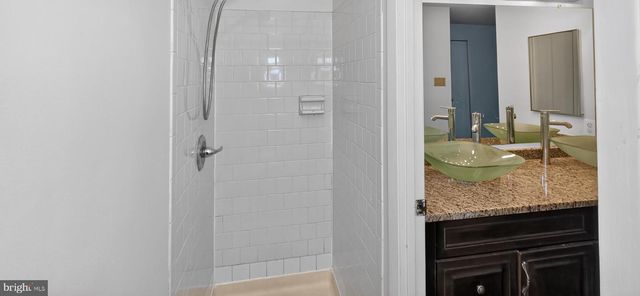9814 RAINLEAF CT, Columbia, MD 21046