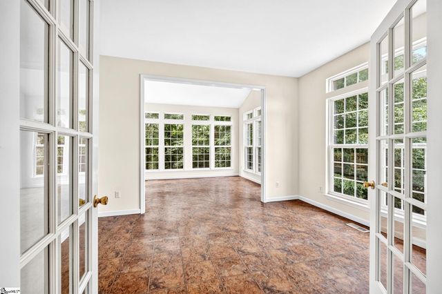 7 Noble Oaks Lane, Simpsonville, SC 29681
