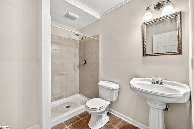 7 Noble Oaks Lane, Simpsonville, SC 29681