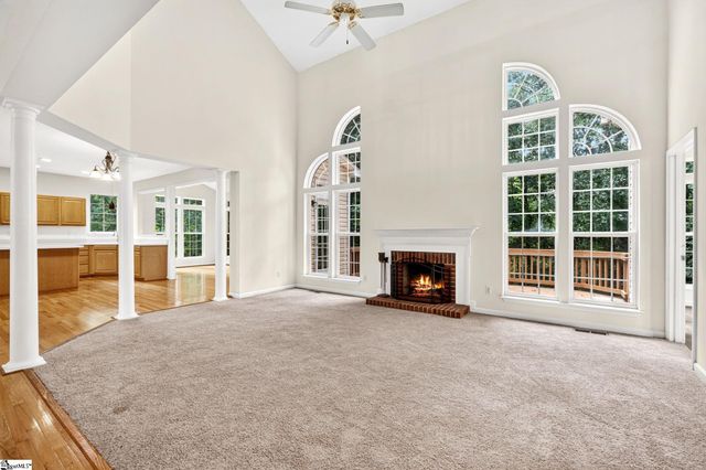 7 Noble Oaks Lane, Simpsonville, SC 29681