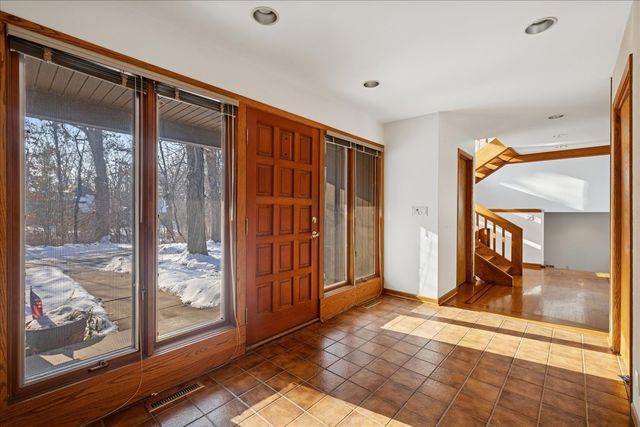 43W880 Pathfinder Drive, Elburn, IL 60119